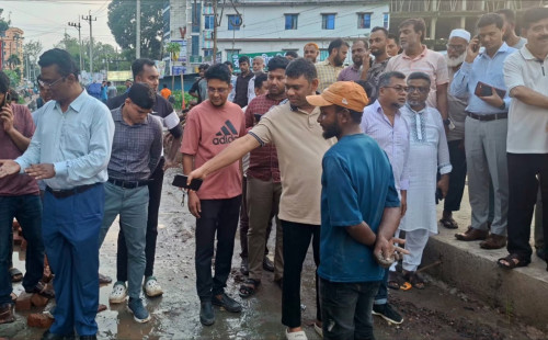 নির্মাণাধীন রামগঞ্জ বাইপাস সড়ক পরিদর্শনে সংসদ সদস্য; নিম্নমানের কাজের অভিযোগে সংশ্লিষ্টদের কঠোর নির্দেশনা